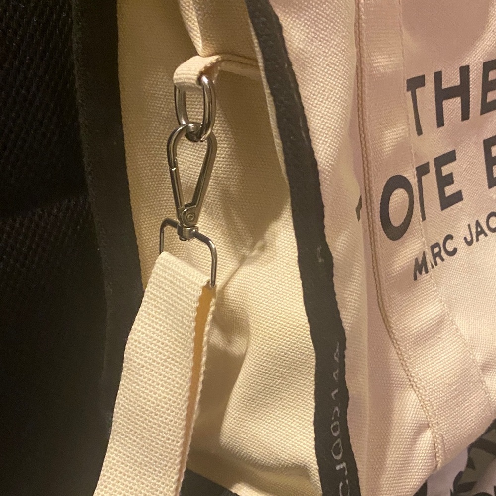 Marc Jacobs Cream Tote Bag - Picture 4 of 4